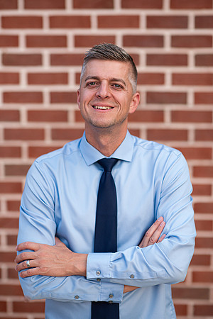 bry_guy_headshots_2024-16