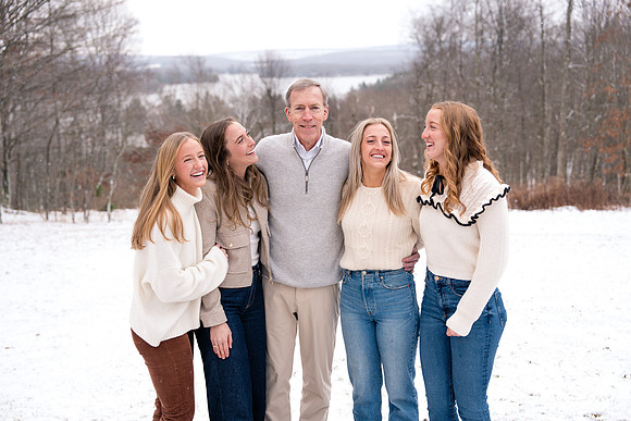 carr_family_2024-120