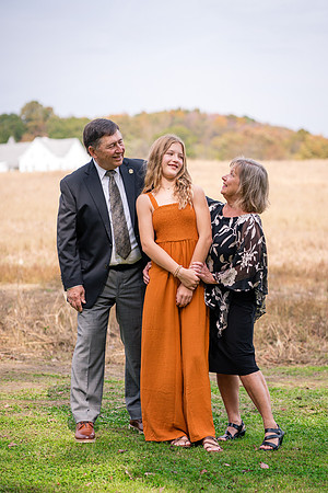 rebecca_extdfamily_2024-9