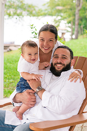 natasha_ali_family_2022_final-14