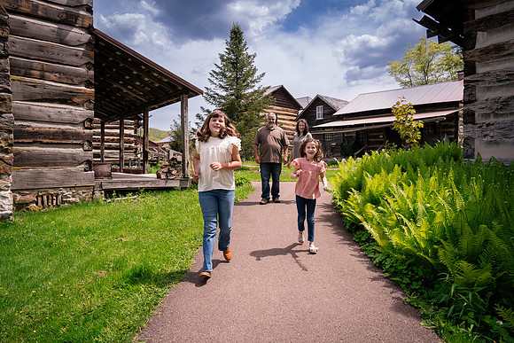 morgan_yoder_family_2025-71