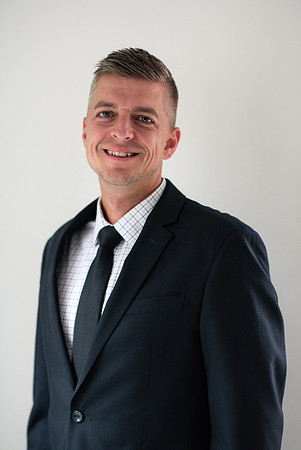 bry_guy_headshots_2024-8