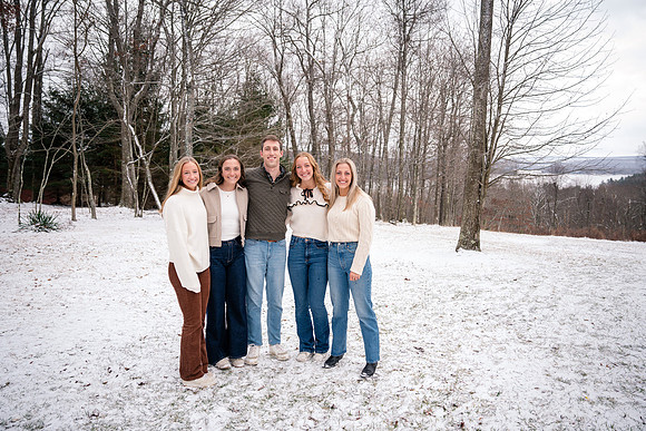 carr_family_2024-79