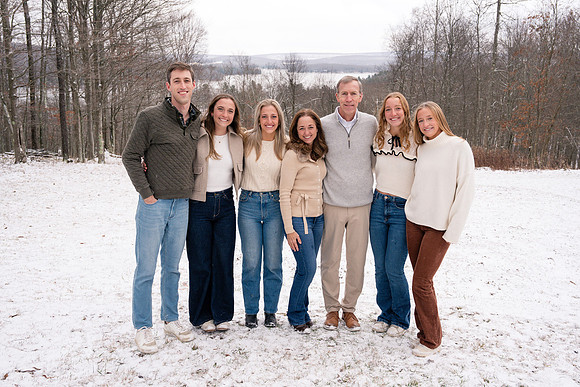 carr_family_2024-83