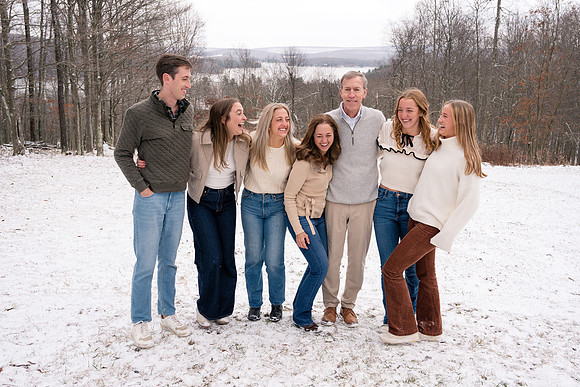 carr_family_2024-88