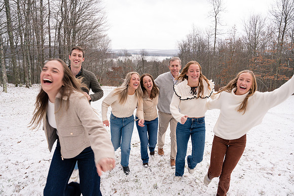 carr_family_2024-94